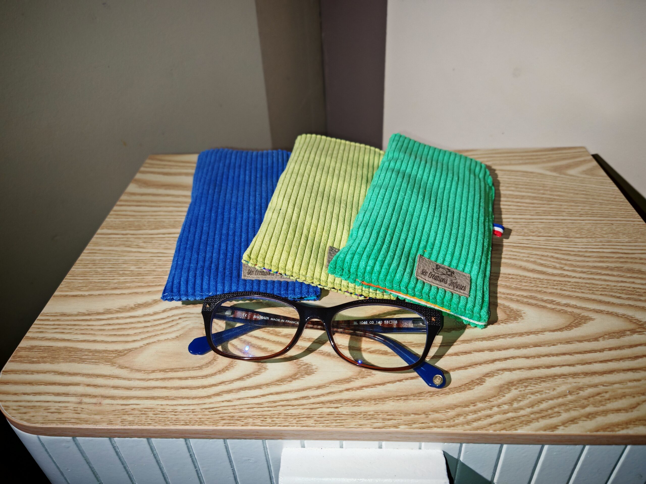Étui à lunettes — Velours côtelé – Image 2