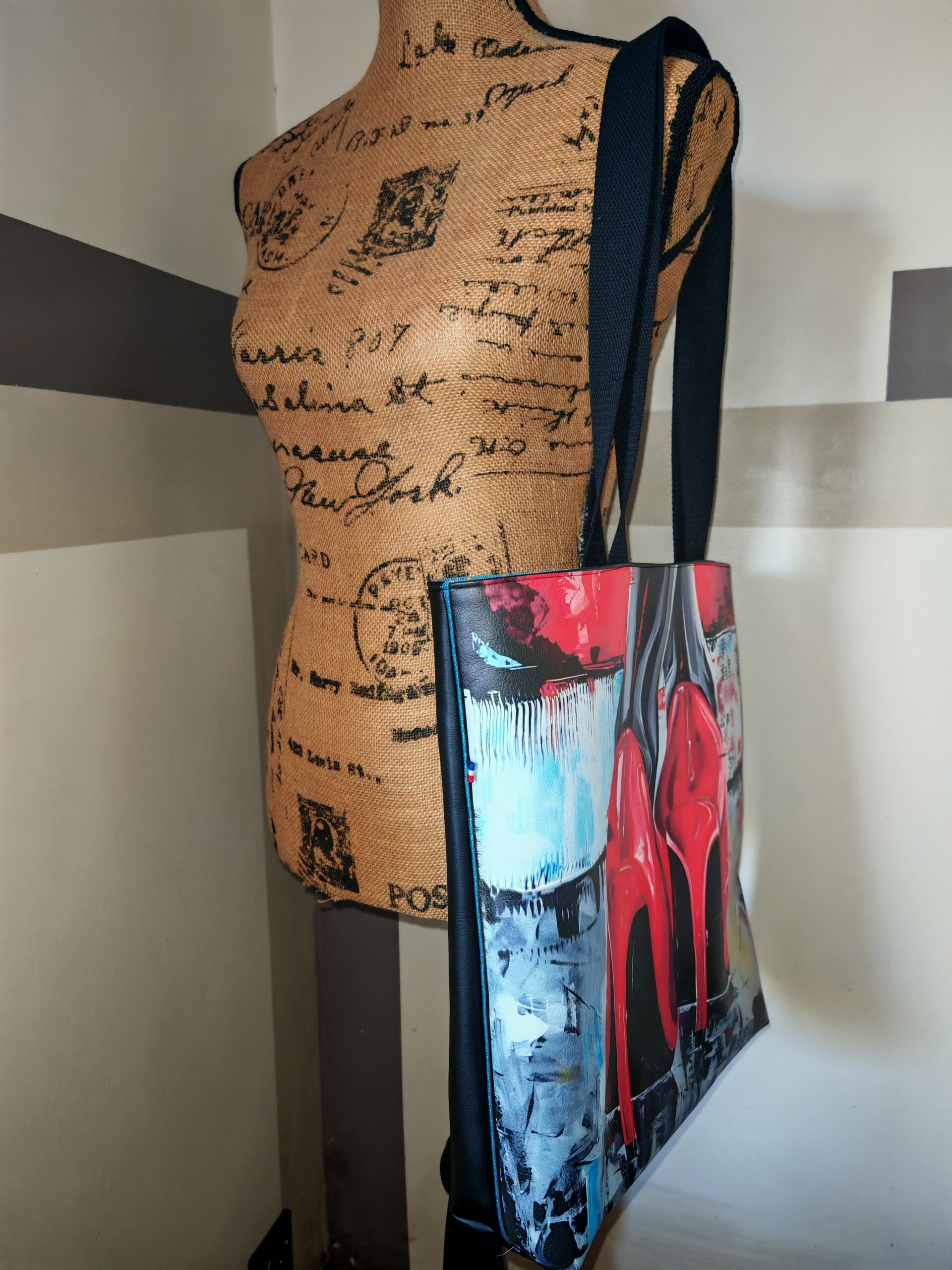 Sac cabas — Talons rouges street art – Image 2