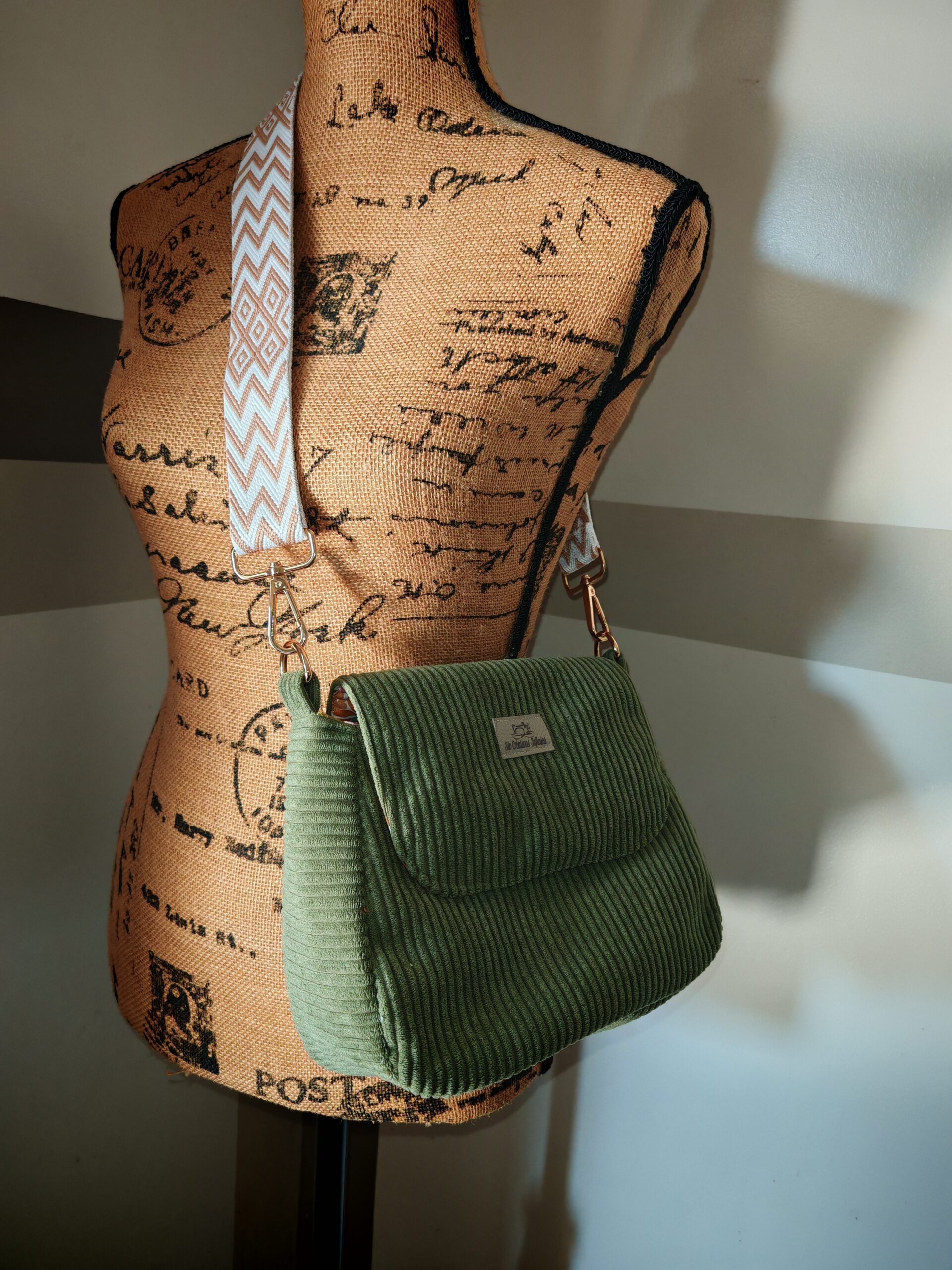 Sac à main — Velours Kaki – Image 3