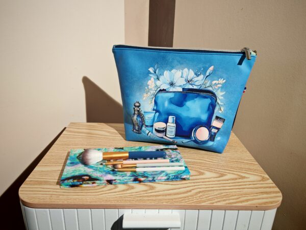 Trousse de toilette — Bleue Beauty & Pinceaux