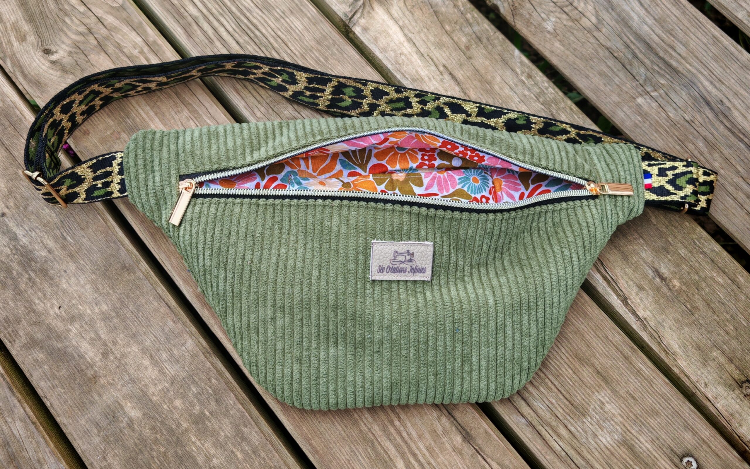 Sac banane — Velours kaki & sangle léopard – Image 3