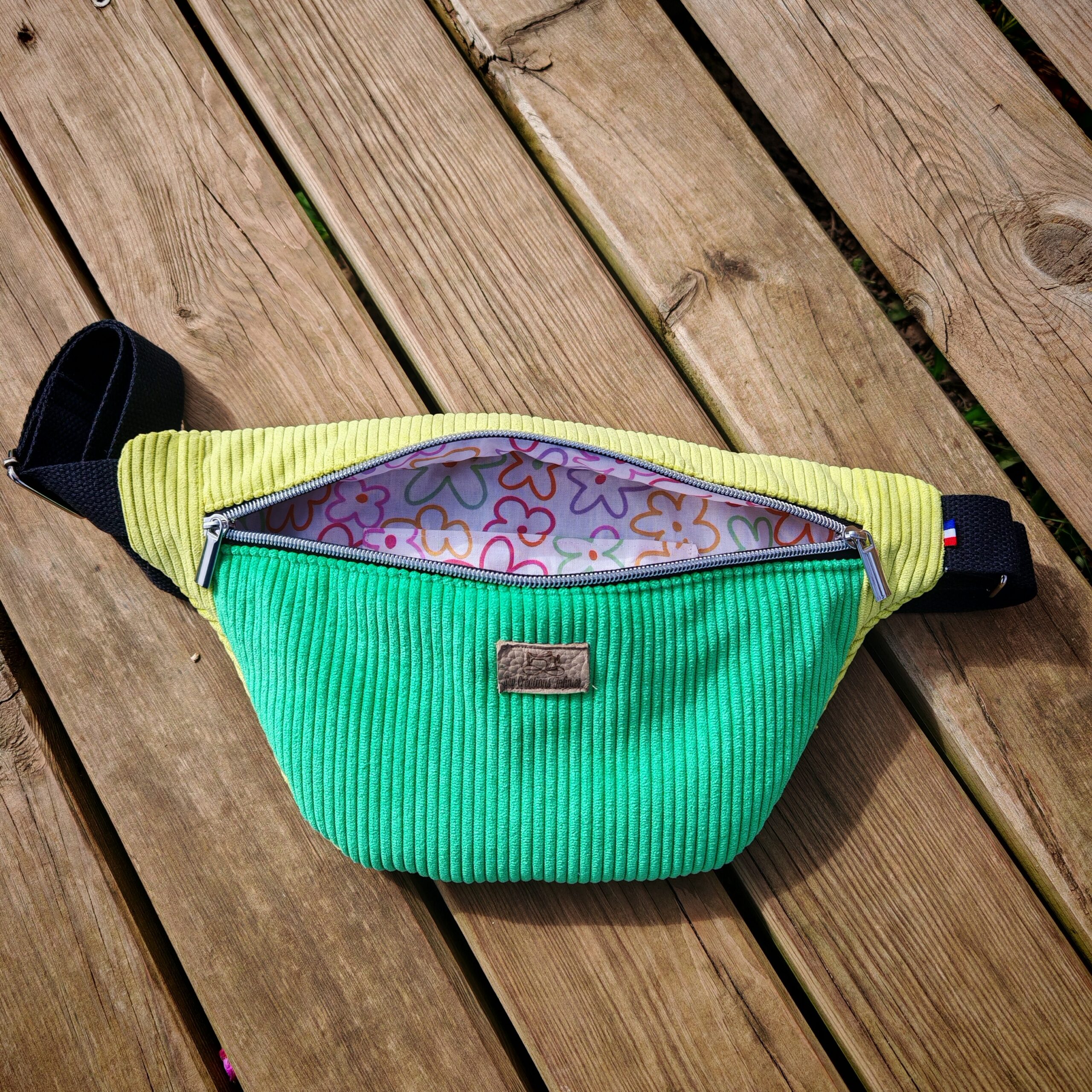 Sac banane — Velours menthe & anis – Image 3